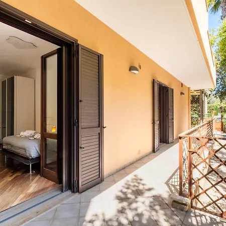 Fram Luxury - Saponaro 12e * Lecce